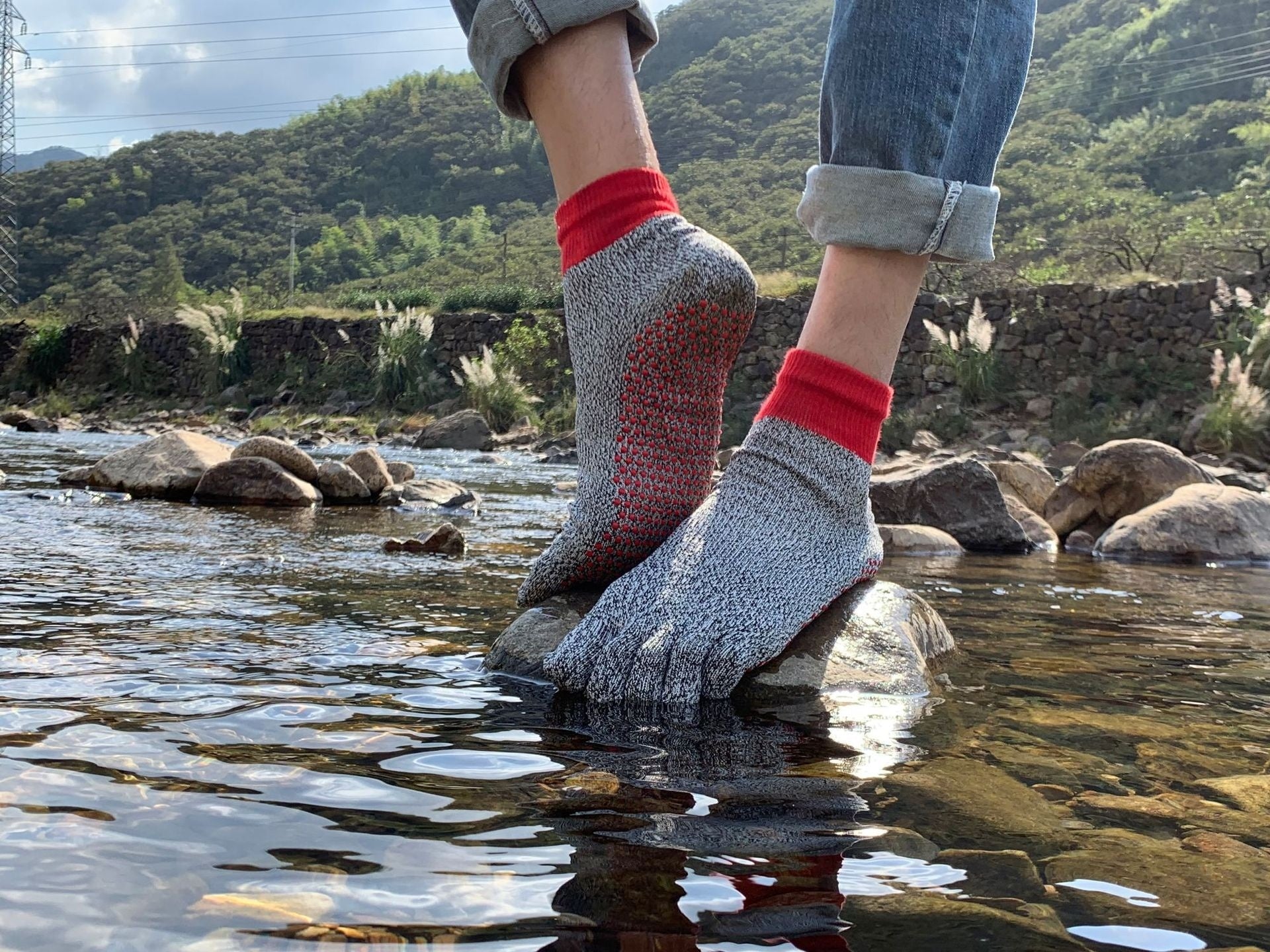 Cut-Resistant Non-Slip Outdoor Toe Socks